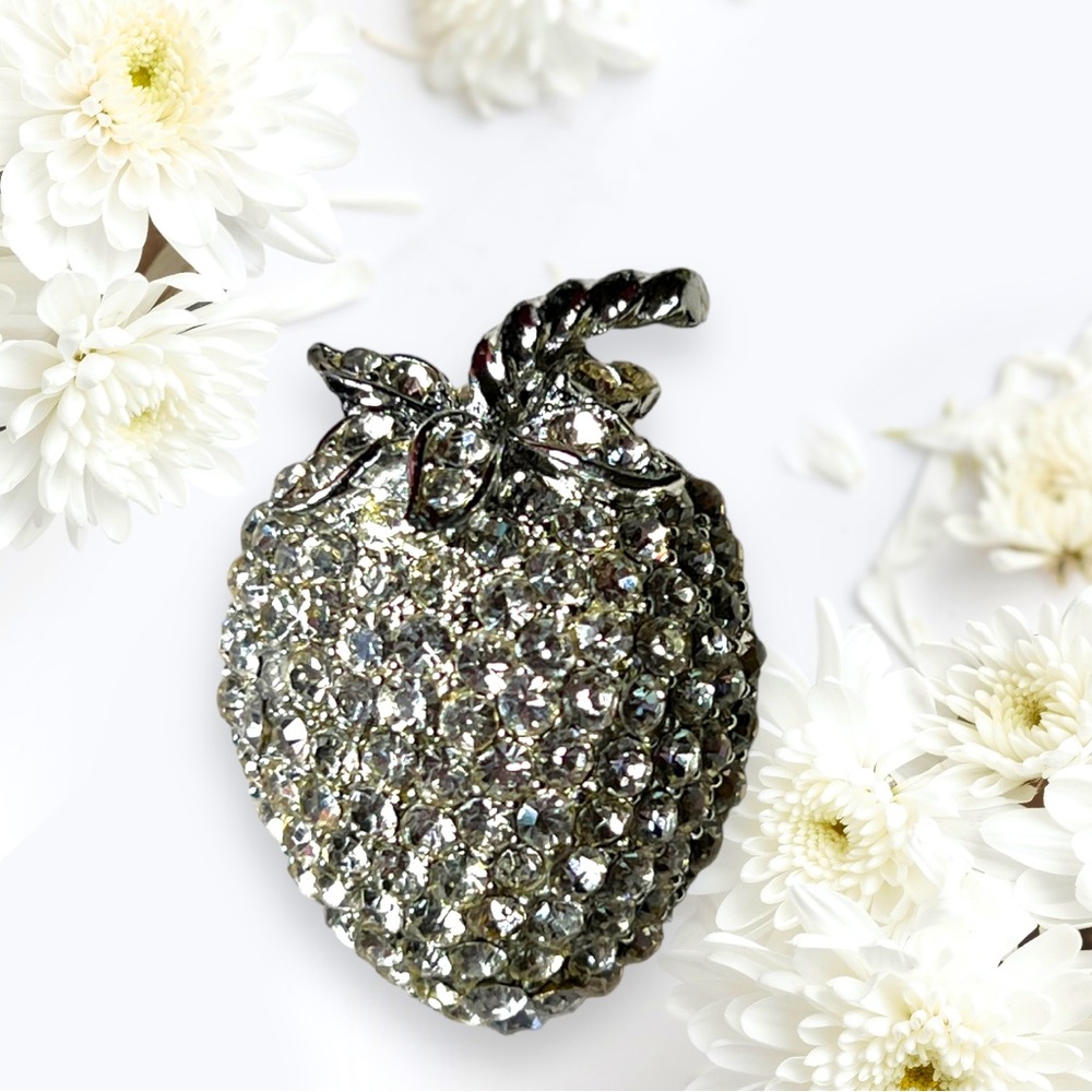 Vintage WEISS Brooch Pin Clear Rhinestone Strawberry Silver Tone 1.25" Estate